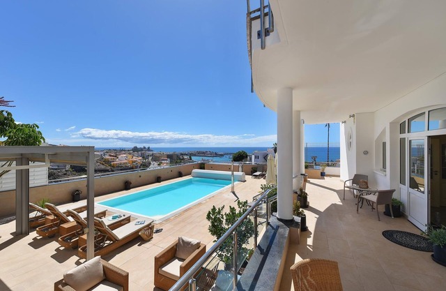 Doramas MB by VillaGranCanaria