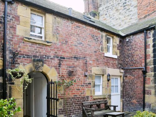 Dorothy Forster Court