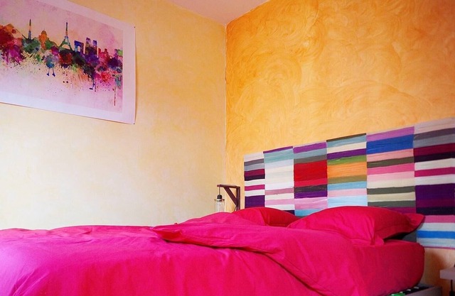 Double-Classic-Ensuite bathroom with shower-Courtyard view-Chambre du...