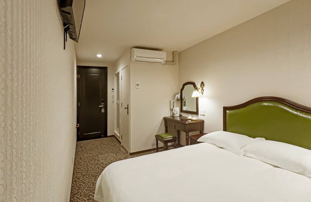 Double room close to Nishikujo station and conven/Osaka Ōsaka