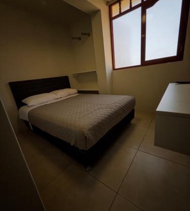 Double room in the middle of the city
