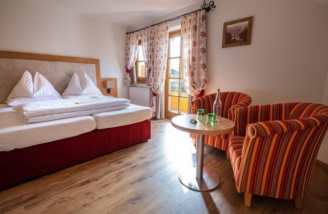 Double room Ursprung with balcony L - Vogl's Nest