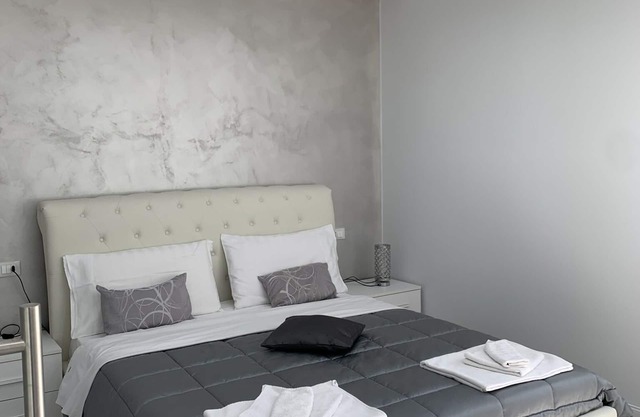 Double room with en suite bathroom
