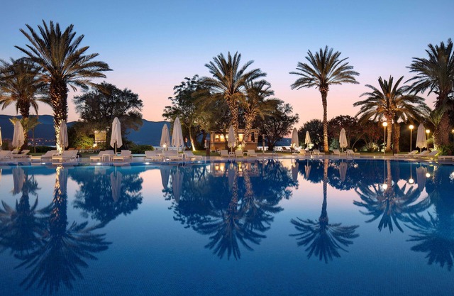 DoubleTree by Hilton Bodrum Işıl Club Ultra All Inclusive Resort