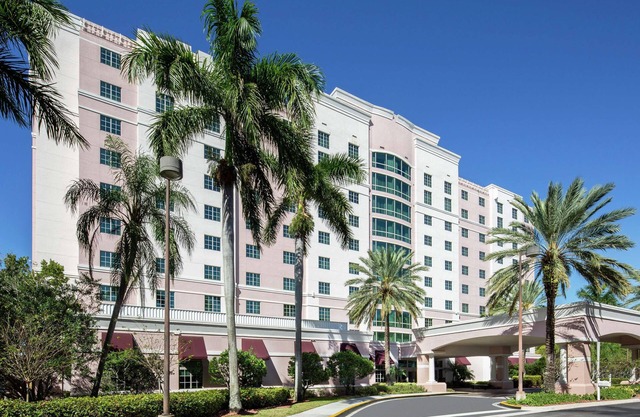 DoubleTree by Hilton Sunrise - Sawgrass Mills