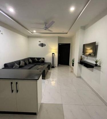 DownTown-1BHK Luxury Apartment with Pool & Cinema