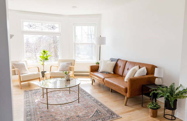 Downtown 3BR APT! Local to Shops, Breweries & More!