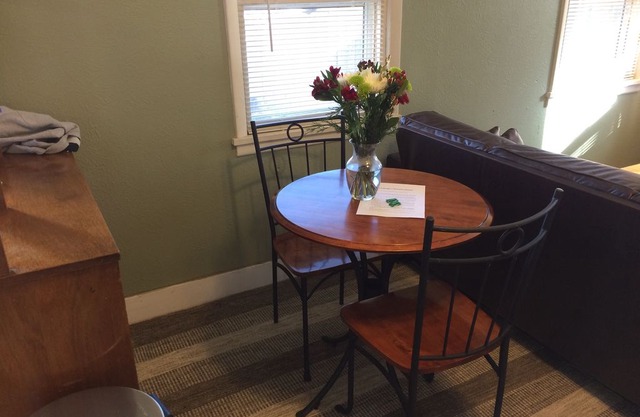 Downtown Boulder Retreat - 22nd and Pearl - No Car Needed!