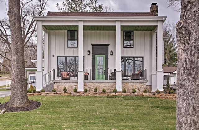 Downtown Branson Home with Pool Near The Landing!