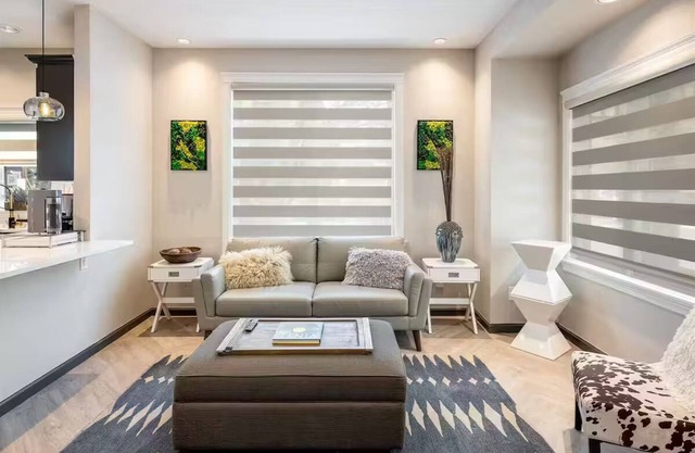 Downtown Bungalow Walking Distance from CU