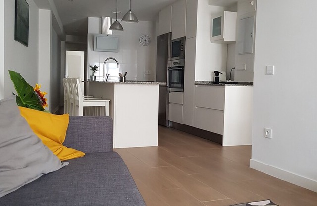 Downtown Gijón Apartment - 6 places - 2 bathrooms - Refurbished 2018