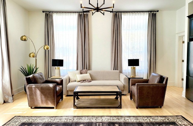 Downtown Main Street Luxury Studio