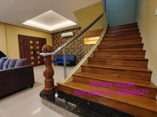 Dream House Homestay