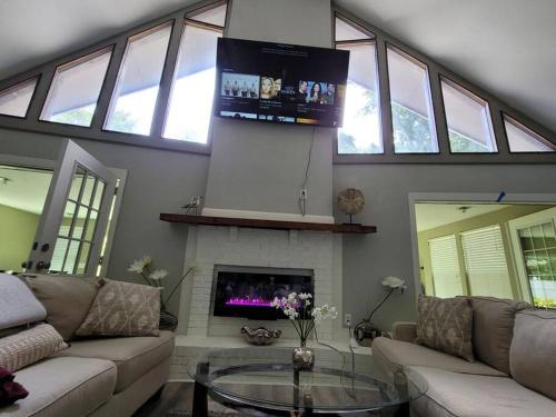 Dream house with capacity of 23 people