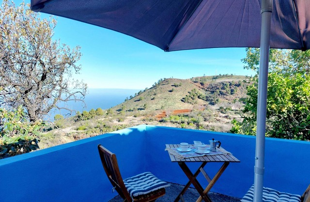Dream views, tranquility and disconnection in Villa de Garafía, La Palma