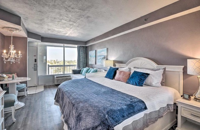 Dreamy Daytona Studio with Beach Access!