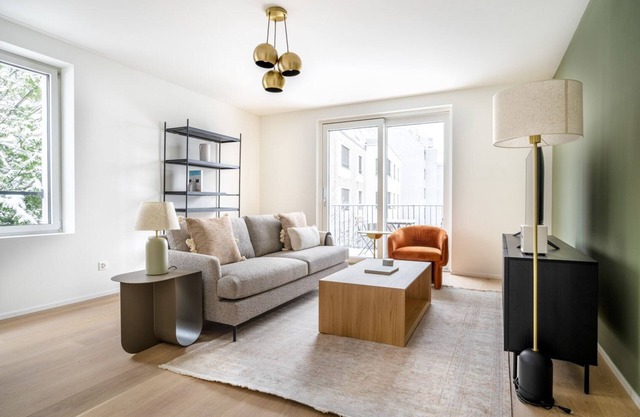 Dreamy Wiedikon 2.5 Room w/Storage & W/D, 3 min to Market, by Blueground