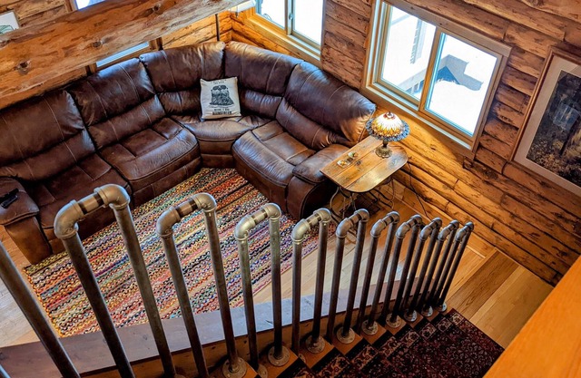 🌲Driftless Chalet🌲 Secluded 2BR cabin on 5 wooded acres