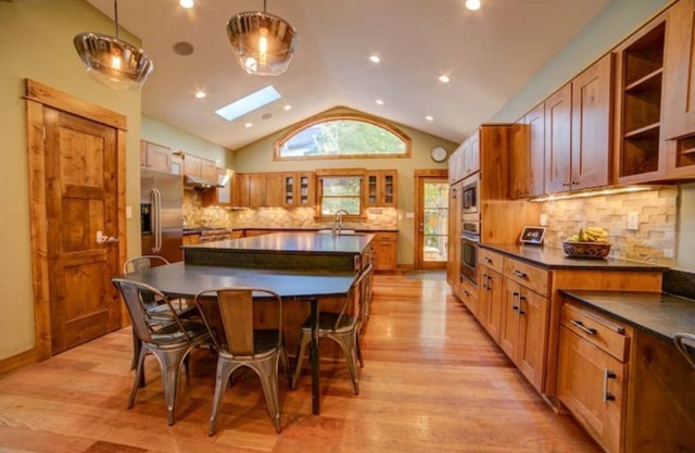 DU/Wash Park Dream Home!-6 Bed/5 bath + Gym & Office