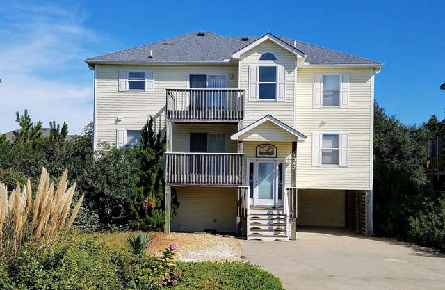 Duck - Sound View, w/Pool, Hot Tub, Kayaks, Bikes, Billiards & Guest Pantry