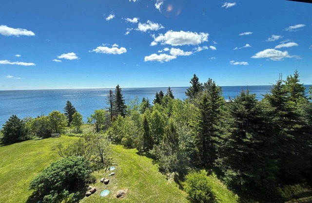 Duncan's Sea Smoke on Lake Superior's North Shore, Tofte, MN, NEW LISTING!