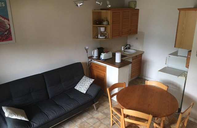 Duplex apartment on the top floor of a quiet building in the center of Luchon