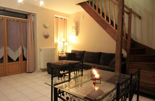 Duplex Confortable avec Équipements Modernes à 20min de Montargis et Pithiviers - FR-1-590-175