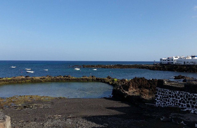 Duplex near the sea. Casa Maria. Lanzarote. Natural pools.