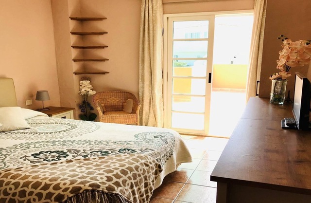 Duplex with large terrace and fiber optics