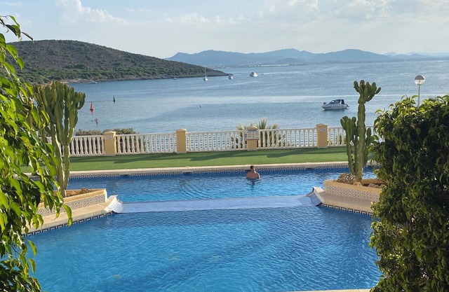 Duplex with spectacular views in Villas Romanas