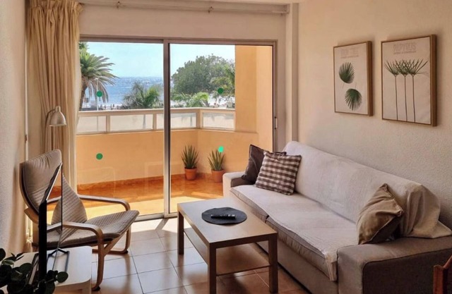 Durazno Sur 103 Near Beach with Balcony & Wi-Fi