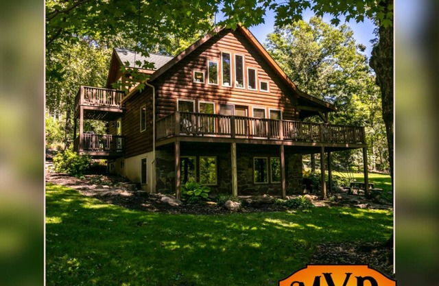 Eagle Bend Lodge-center of Pine Creek Rail Trail
