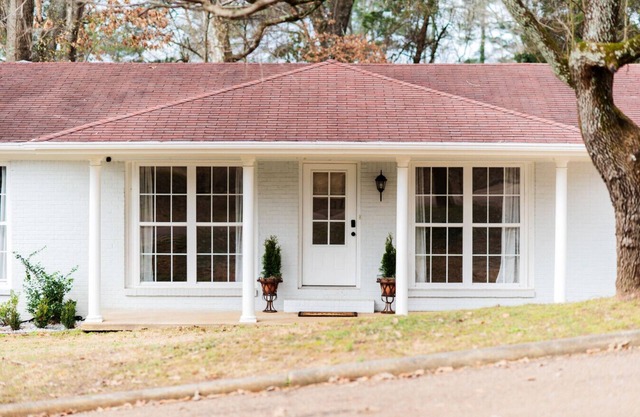 Eagle Springs Short Term Stay
