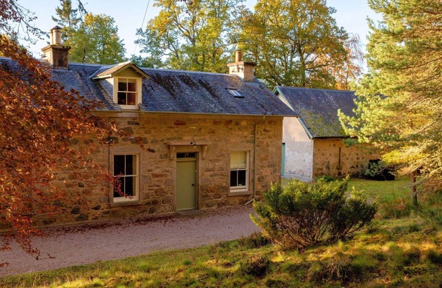 Eastern Stables - Glenferness Estate