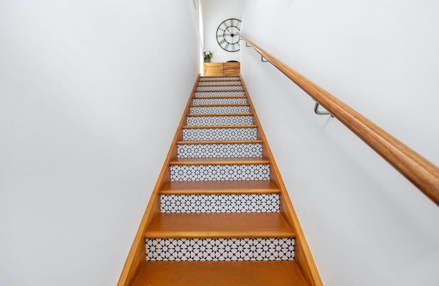 EASY BREEZY BEACH SHACK 11 - STROLL TO BEACH