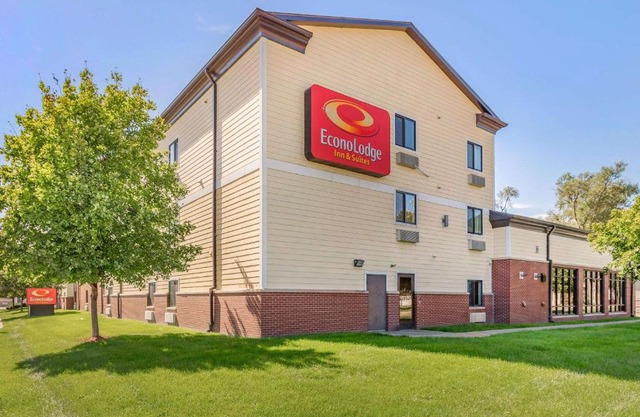 Econo Lodge Inn & Suites Des Moines Fairgrounds Area