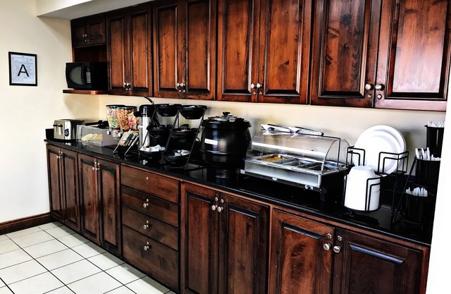 Econo Lodge Moss Point - Pascagoula