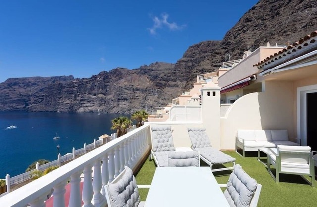 Eden Rentals Maravilloso Atico con Vistas al Mar