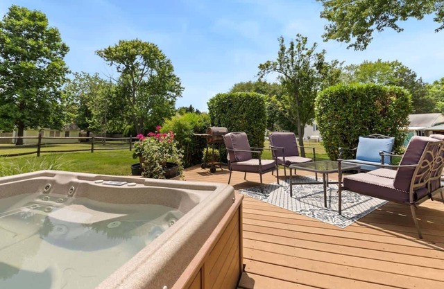 Edgewater/Mayo Gateaway w/Hot Tub