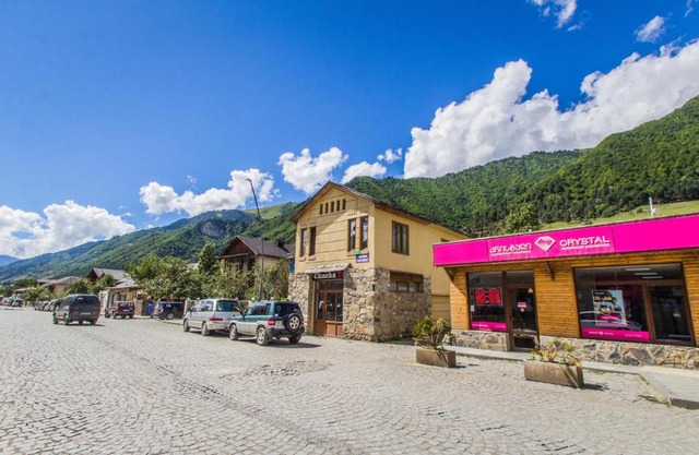 Eka&Nino GuestHouse
