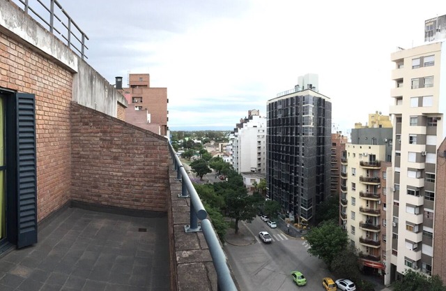 El Balcón apartment, steps from Universidad UNC.