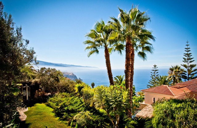 El Refugio Apartments & Villa - Delia -