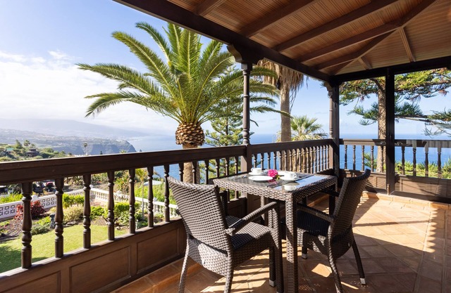 El Refugio Apartments & Villa - Don Carlos