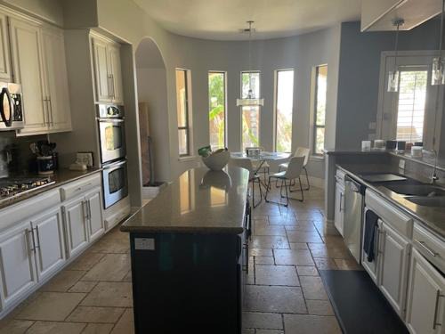 Elegance Meets Comfort