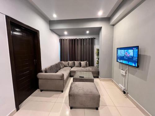 Elegant 2BR Family Apartment