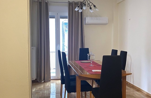 Elegant apartment - 10 minutes from the center of Athens