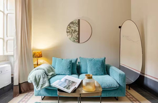 Elegant guesthouse in the historic center