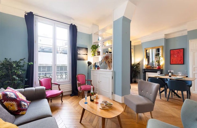 Elegant Haussmannian Apart, 25min walk from Champs Elysées