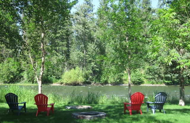 Elegant Montana Home 3 BR w/Sauna & Hot Tub - Premier Fishing Spot + Privacy