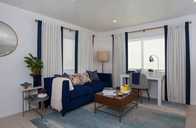 Elegant Ocean View Studio in Prime Santa Monica Location